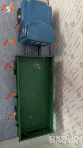 Стара играчка ЗИЛ , снимка 4 - Колекции - 54275568