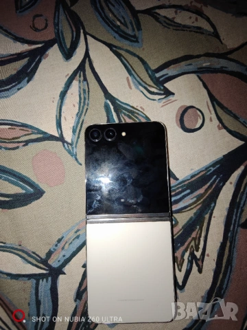 Samsung z flip 5 8/512gb с дефект 