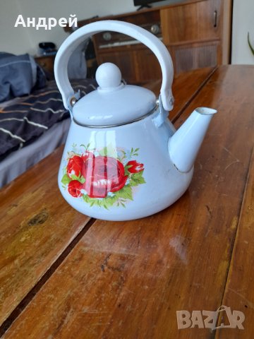Стар емайлиран чайник #22, снимка 4 - Антикварни и старинни предмети - 35612351