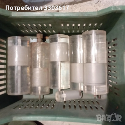 изолатори от органично стъкло