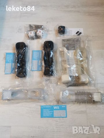 Wii Sports Resort package + Wii/WiiU 2 motion plus & 2*Silicon case , снимка 4 - Nintendo конзоли - 35309515