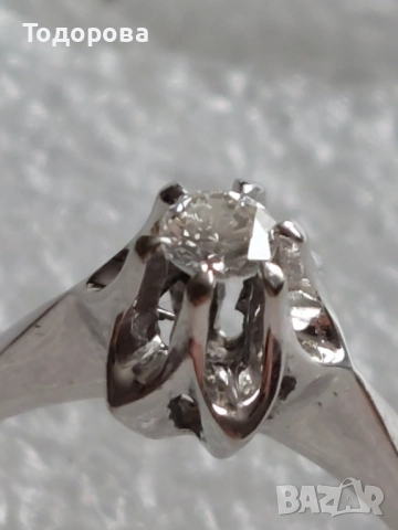 Дамски златен пръстен с инкрустиран диамант 0.20 карата,бяло злато проба 750, снимка 3 - Пръстени - 52592247