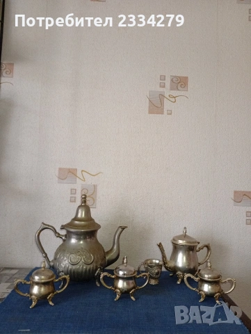 Стари кани чайници, красива масивна изработка.