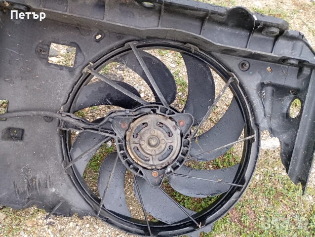 Вентилатор перка воден радиатор Пежо 206, снимка 2 - Части - 51984242