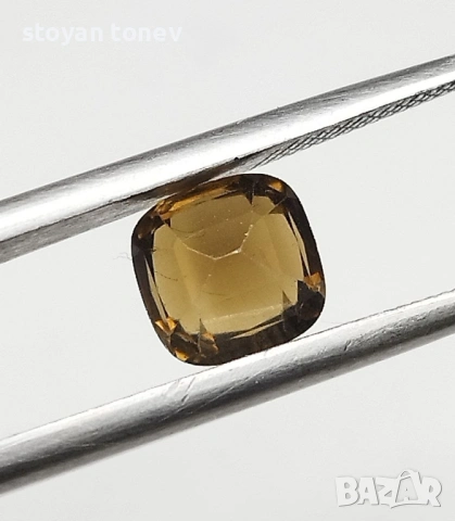 Естествен александрит с драматична промяна на цвета 1,28 карата! Сертификат!, снимка 9 - Други - 54184683