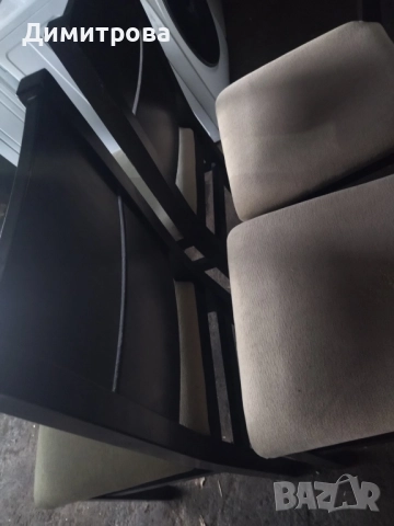 Трапезна маса с 4 стола, снимка 4 - Маси - 52221699