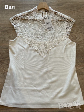 Дамски топ с дантелено деколте, снимка 1