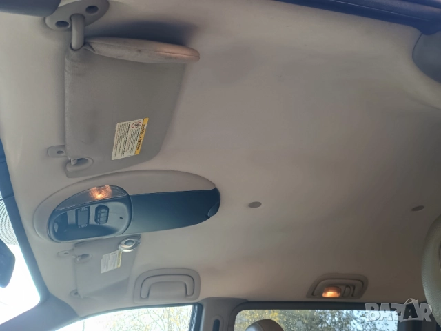 Продавам запазен и икономичен ван, снимка 5 - Автомобили и джипове - 52384160