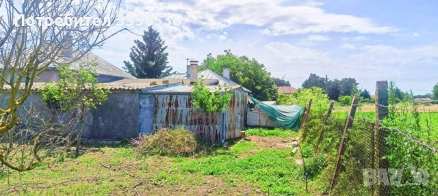 Продавам  къща - частично обзаведени и топлоизолирани в с.Могилище, общ. Каварна