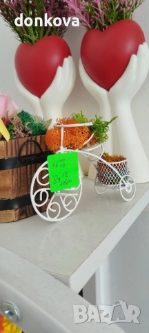 декорации ръчно изработени от жив скандинавски мъх и сапунени рози., снимка 7 - Декорация за дома - 52206003