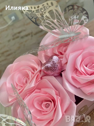 Букети от ръчно изработени сатенени рози, снимка 7 - Изкуствени цветя - 53143152
