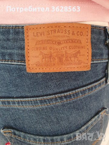 Дамски дънки Levis, снимка 3 - Дънки - 42882327