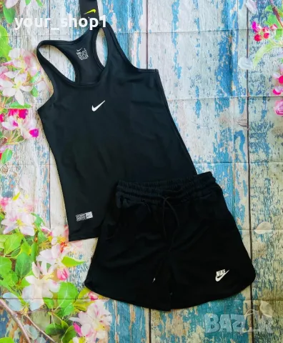 Дамски екип Nike потник  къси панталони