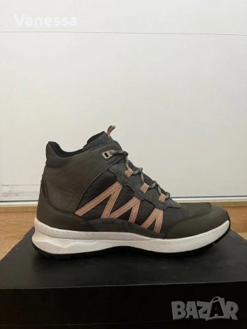 Дамски Geox обувки - като нови, снимка 2 - Маратонки - 54144119