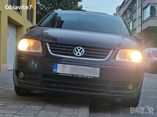 VW Touran 2.0 FSI, 2004 г., снимка 8 - Автомобили и джипове - 53223441