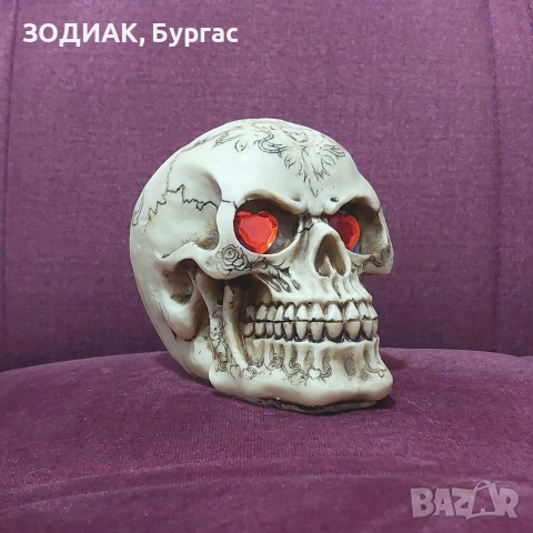 Фигура / Нощна Лампа ЧЕРЕП