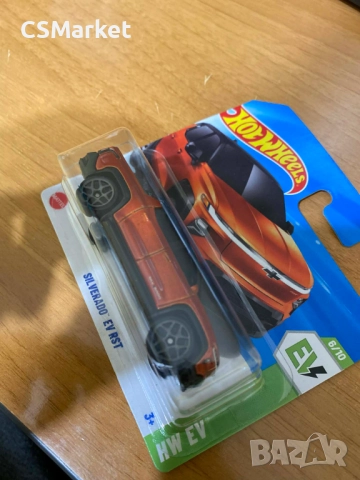 Silverado EV RST Hot Wheels количка, снимка 3 - Коли, камиони, мотори, писти - 52750279