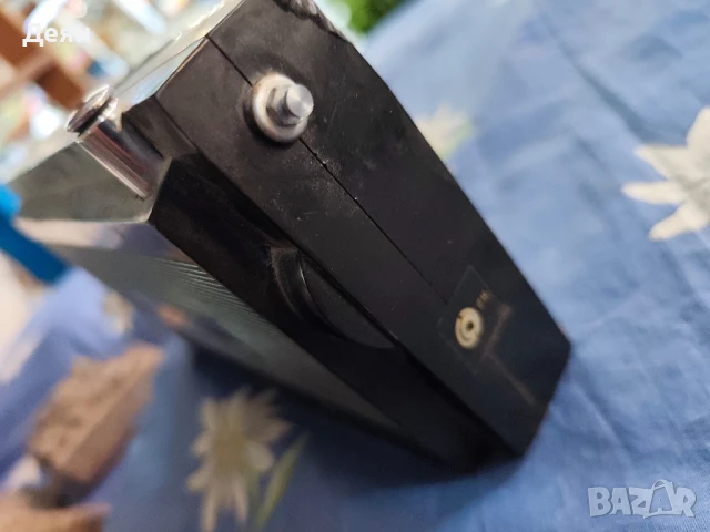 Транзистор ussr ,има счупвания отпред, снимка 7 - Радиокасетофони, транзистори - 51118394