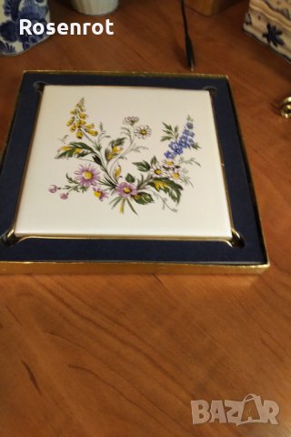 Порцеланова плочка с месингова основа 