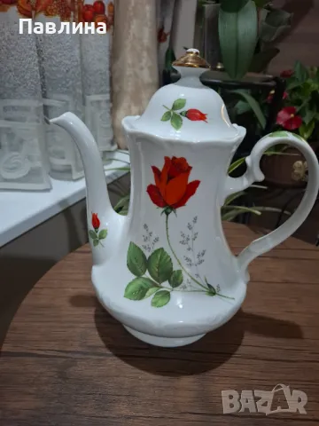 Баварски чайник с роза