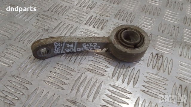 Носач Mercedes CLS320 C219 CDI 2008г.(преден ляв)	