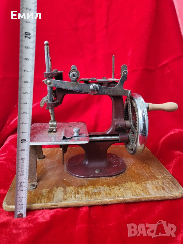 Колекционерска детска шевна машина THE ESSEX MK1 , снимка 6 - Колекции - 44684898