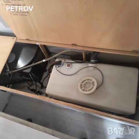Продавам каравана Кнаус, снимка 11 - Каравани и кемпери - 56395072
