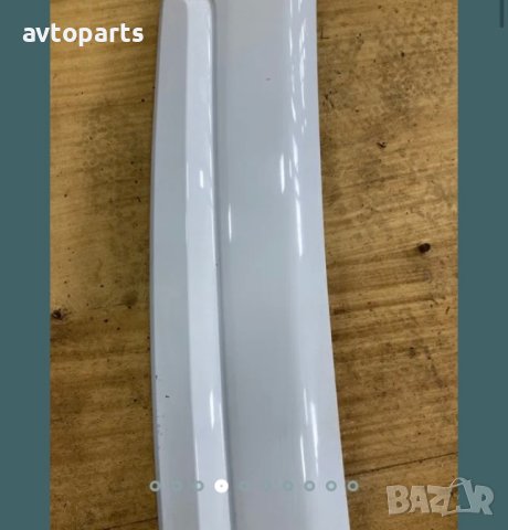 Range rover sport 2012година Лайсна заден капак багажник, снимка 4 - Части - 40638667