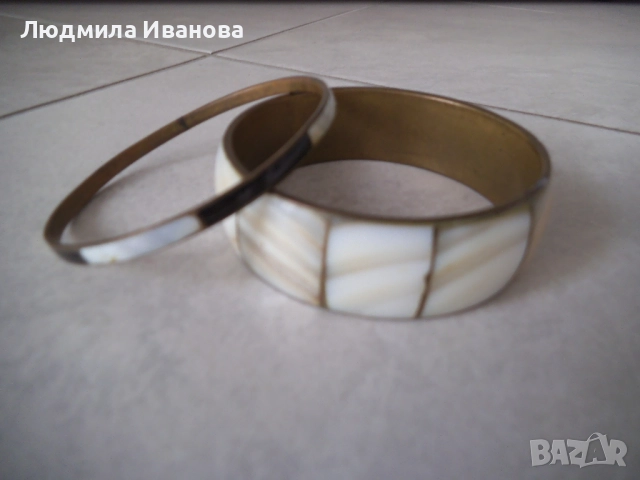 Подарявам гердани и гривни, снимка 2 - Колиета, медальони, синджири - 52803087