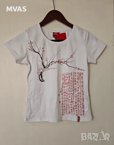 Нова бяла дамска тениска с принт цъвтящо дърво и китайска поема 