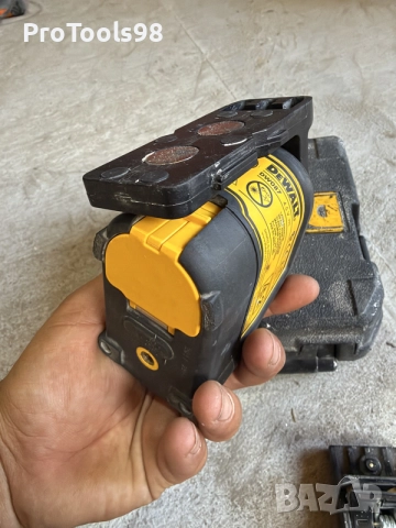 DeWALT DW087 линеен лазерен нивелир, снимка 5 - Измервателни инструменти - 56151723