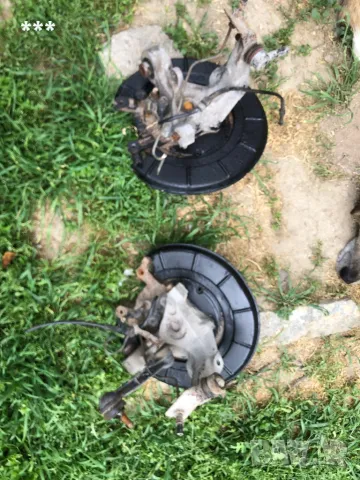 Продавам задни шенкели от Пежо 406 Peugeot 406, снимка 2 - Части - 50173054