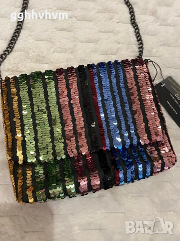 блестяща чанта, снимка 2 - Чанти - 53156942