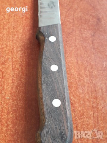 Кухненски нож Victorinox , снимка 2 - Прибори за хранене, готвене и сервиране - 31527489