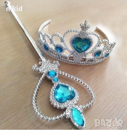 Сребриста пластмасова детска корона с камък сърце и Жезъл принцеса Елза Кралство София Рапунцел Белл, снимка 2 - Шноли, диадеми, ленти - 30337591