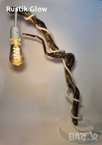 Настолна ръчно изработена рустик лампа