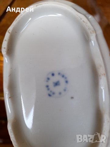Стара порцеланова сосиера, снимка 7 - Антикварни и старинни предмети - 36950392