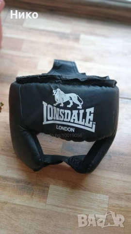 Каска за бокс марка lonsdale - размер: 60 - 62cm;
