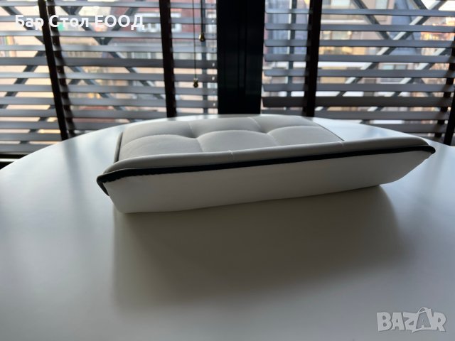 Квадратни седалки за бар стол, снимка 5 - Столове - 39227957