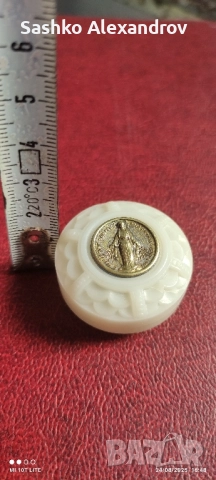 Религиозна кутийка за дребни предмети, снимка 6 - Други ценни предмети - 52391452