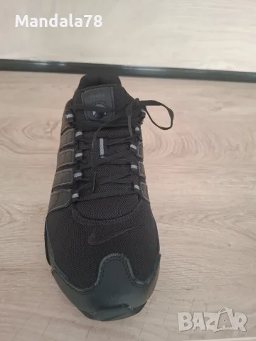 Продавам нови оригинални мъжки маратонки Nike Shox Nz., снимка 2 - Маратонки - 55934131