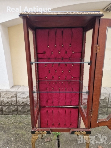 Уникална антикварна френска витрина Луй 15, снимка 8 - Антикварни и старинни предмети - 52704516