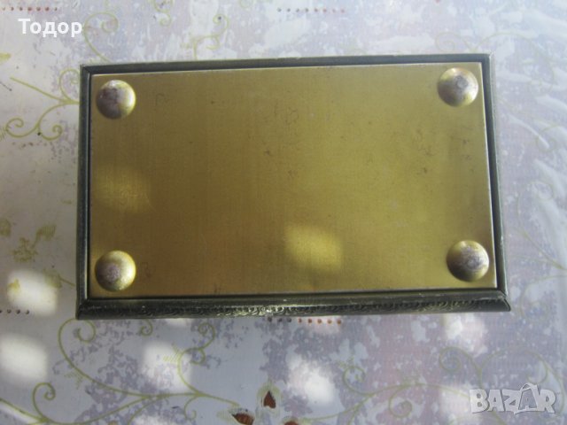 Невероятна литографска тенекиена кутия кораб, снимка 7 - Колекции - 31382603