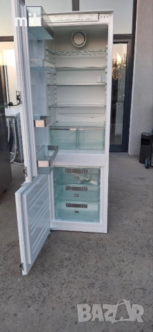 Хладилник с фризер за вграждане Миеле 177см