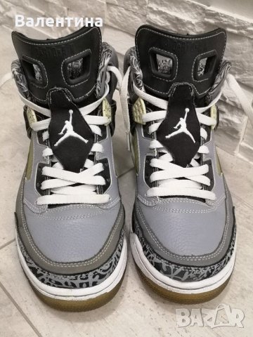Намалени! Jordan Spizike Cool Gray маратонки, 42,5, снимка 2 - Маратонки - 31057785