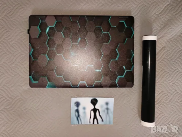 Винилов стикер за лаптоп, снимка 3 - Лаптоп аксесоари - 48425047