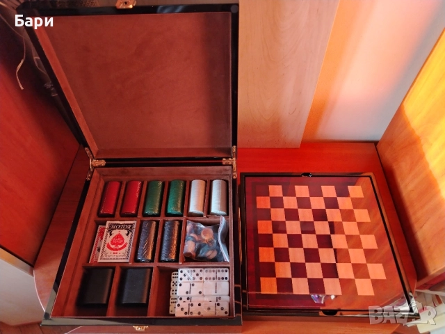 Луксозна кутия с настолни игри шах,табла,карти,домино,зарове, снимка 6 - Антикварни и старинни предмети - 52059605