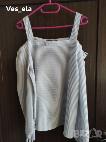 Топ в бяло и синьо с паднали рамене, снимка 1