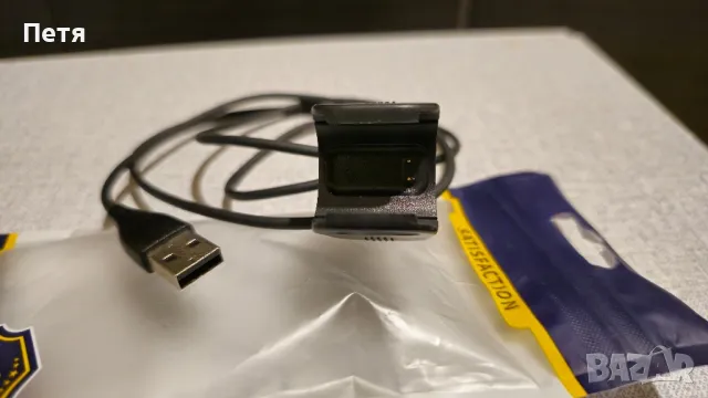 USB зарядно за fitbit charge 4 , снимка 4 - Смарт гривни - 48742766
