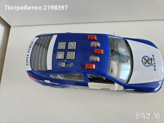 Детска играчка полицейска кола, снимка 2 - Коли, камиони, мотори, писти - 51549264